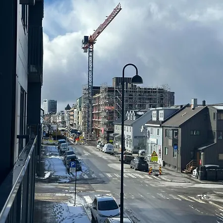 Lägenhet Sentrumsnaer I Bodö